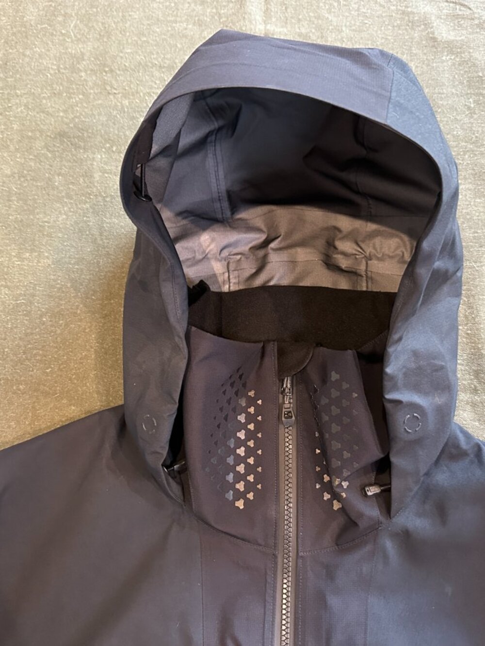 Simms ProDry Jacket (Gore-Tex Pro Shell) - Picture 2 of 16